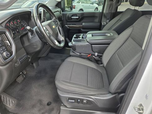 Used 2023 Chevrolet Silverado 3500 LT w/ Convenience Package AWD/4WD image 16