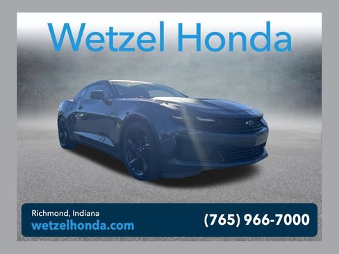 Used 2020 Chevrolet Camaro LT RWD image 1