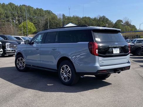 New 2026 Ford Expedition Max Active RWD image 5