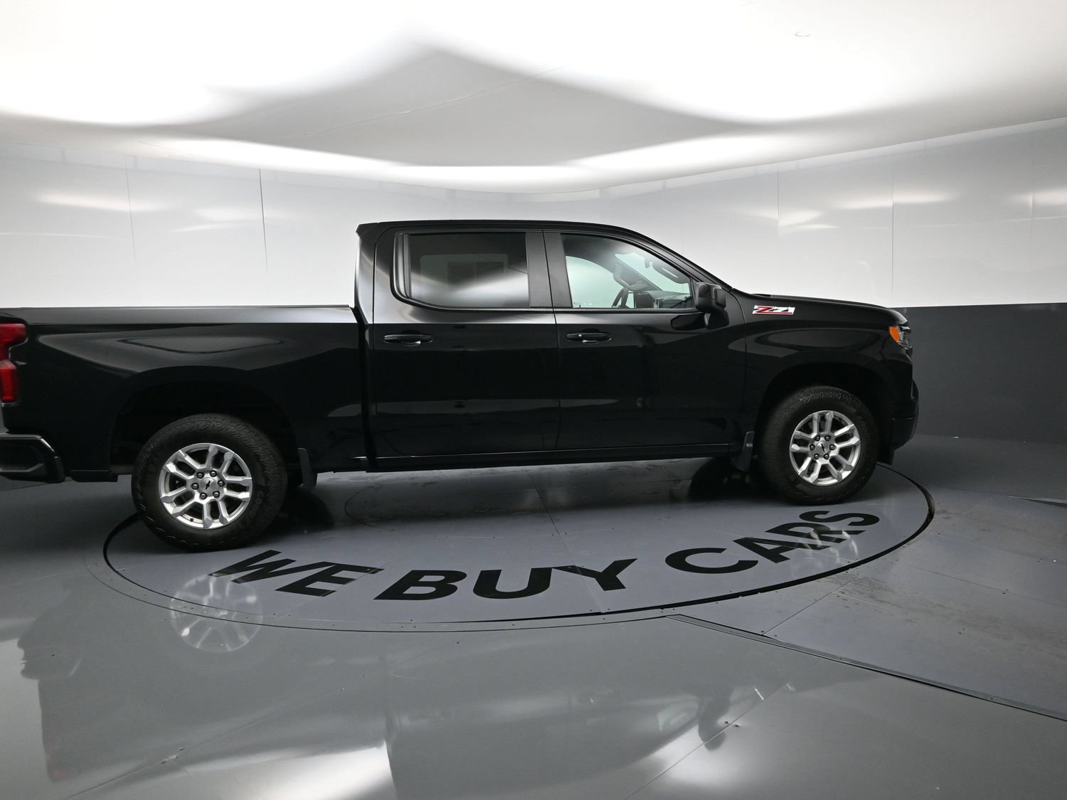 Used 2024 Chevrolet Silverado 1500 RST w/ Z71 Off-Road Package AWD/4WD image 10