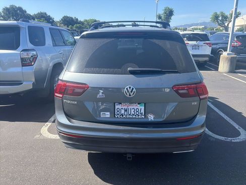 Used 2018 Volkswagen Tiguan S FWD image 6