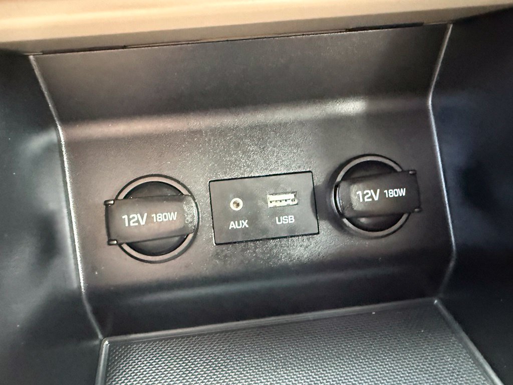 Used 2019 Hyundai Elantra SE FWD image 77