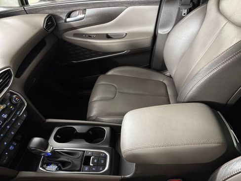 Used 2020 Hyundai Santa Fe Limited image 18