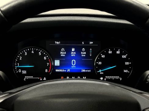 Used 2020 Ford Explorer Limited AWD/4WD image 23