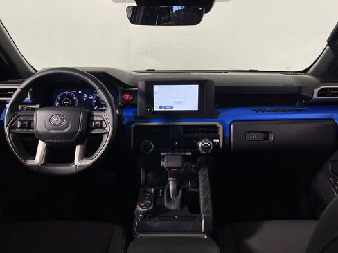 Certified 2025 Toyota Tacoma TRD Off-Road image 14