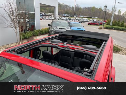 Used 2021 Jeep Wrangler Unlimited Sahara image 10