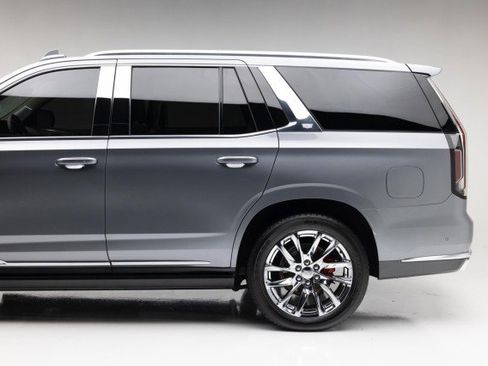 Used 2021 Cadillac Escalade Premium Luxury Platinum w/ LPO, Radiant Package image 19