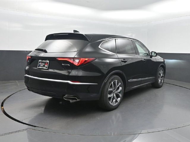 Used 2023 Acura MDX w/ Technology Package FWD image 35