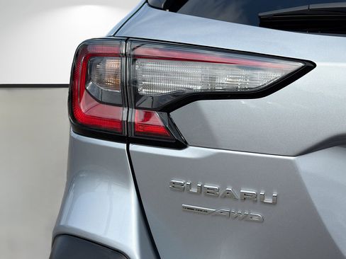 Certified 2025 Subaru Outback Limited w/ Popular Package #2 image 10