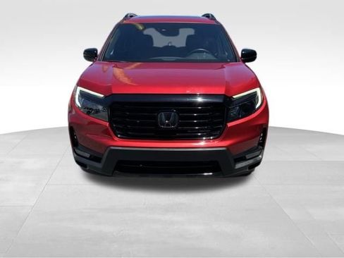 Certified 2024 Honda Passport Black Edition image 32