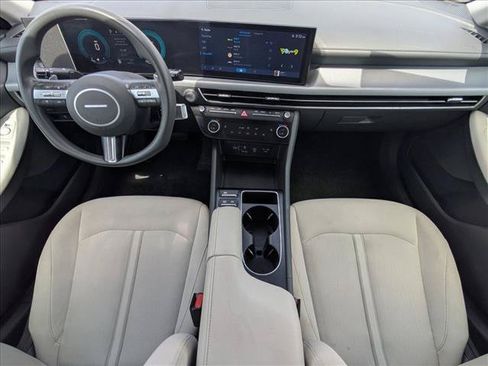 Used 2025 Hyundai Sonata SEL FWD image 17