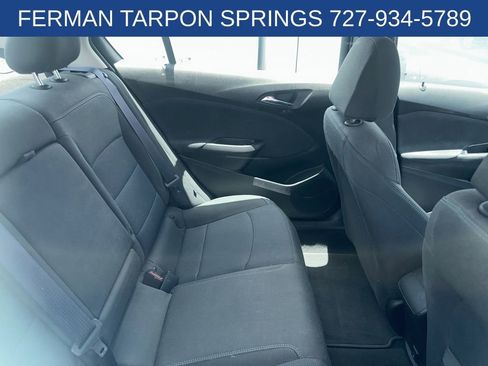 Used 2017 Chevrolet Cruze LT FWD image 5