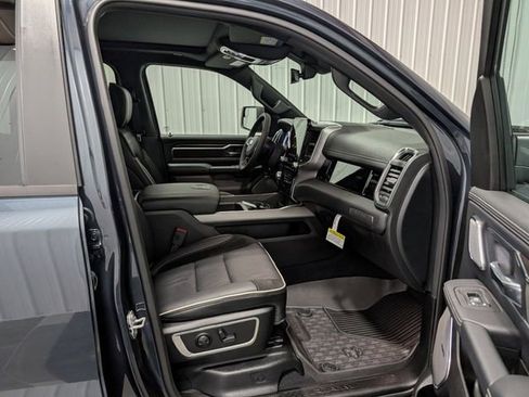 Used 2026 RAM 1500 Laramie w/ Night Edition image 31