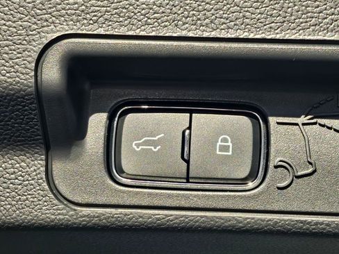 New 2026 Ford Explorer Active w/ Active Comfort Package image 27