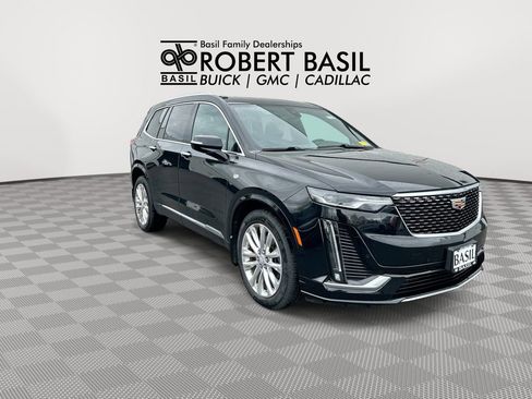 Used 2020 Cadillac XT6 Premium Luxury AWD/4WD image 2