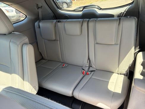 Used 2018 Toyota Highlander Limited Platinum AWD/4WD image 30