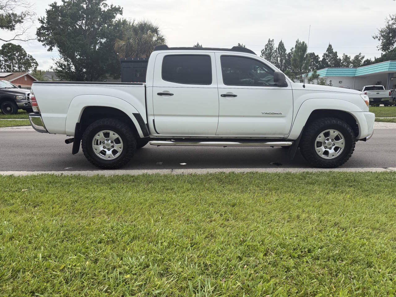 Used 2009 Toyota Tacoma PreRunner RWD image 6