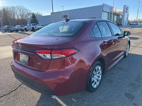 Certified 2025 Toyota Corolla LE image 10