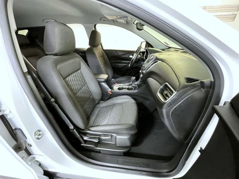 Certified 2021 Chevrolet Equinox LT AWD/4WD image 15