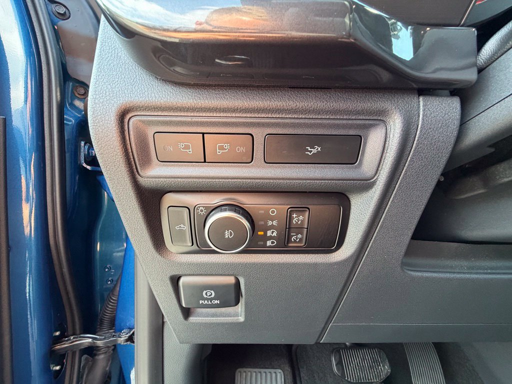 Used 2023 Ford F150 XLT w/ Equipment Group 302A High AWD/4WD image 3