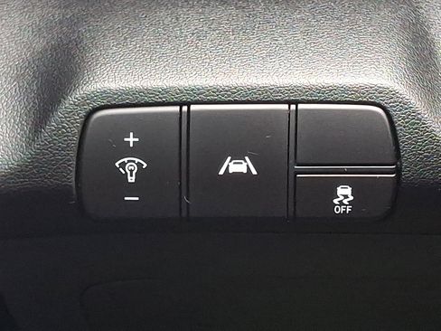 Used 2021 Hyundai Elantra SEL w/ Convenience Package image 23