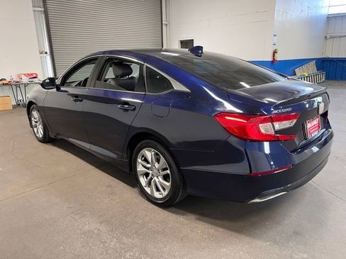 Used 2018 Honda Accord LX image 5