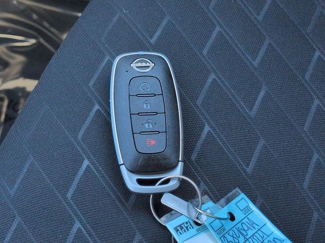Certified 2024 Nissan Kicks SV w/ Interior Electronics Package FWD image 27
