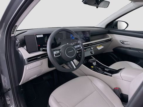 New 2026 Hyundai Tucson SEL image 9