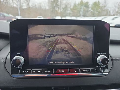 Used 2022 Mitsubishi Outlander ES image 18