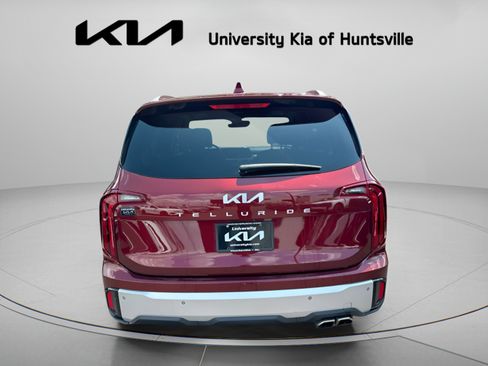 Used 2024 Kia Telluride S w/ S Sunroof Package FWD image 7
