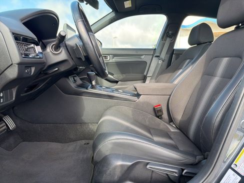Used 2024 Honda Civic Sport image 10