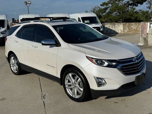 Used 2020 Chevrolet Equinox Premier AWD/4WD image 3