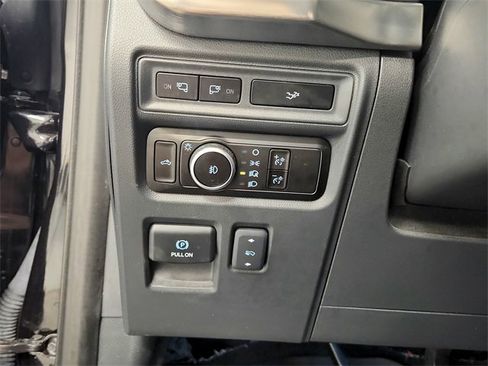 Used 2023 Ford F150 Lariat w/ Equipment Group 502A High image 27