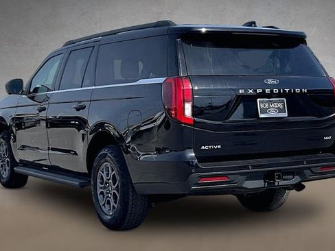 Certified 2025 Ford Expedition Max Active RWD image 11
