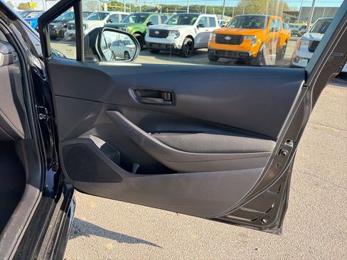 Used 2024 Toyota Corolla LE image 21