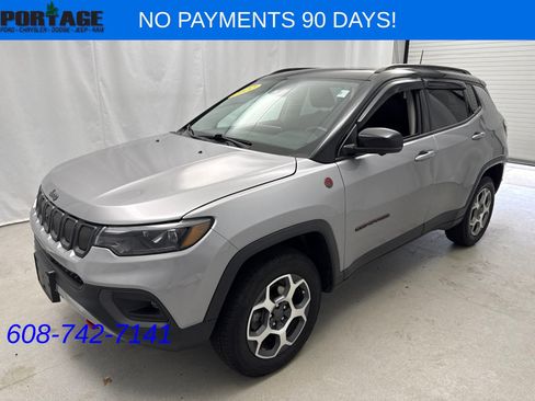 Used 2022 Jeep Compass Trailhawk w/ Trailhawk Elite Group AWD/4WD image 5