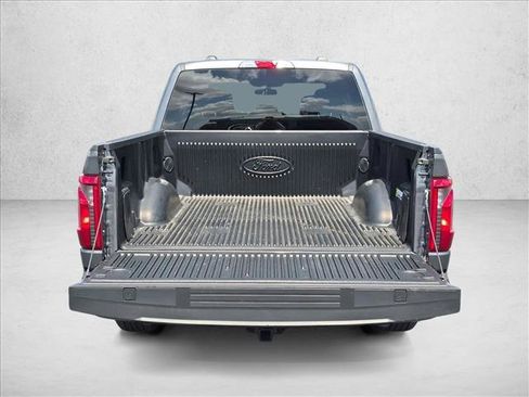Used 2024 Ford F150 XLT w/ XLT Black Appearance Package RWD image 6