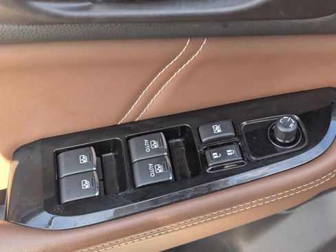 Used 2017 Subaru Outback 2.5i Touring w/ Popular Package #5A image 25