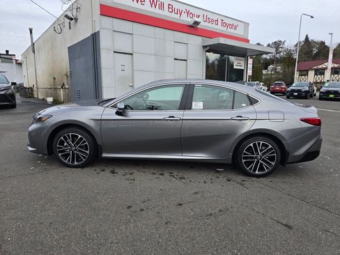 New 2026 Toyota Camry XLE image 4