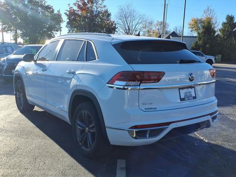 Used 2021 Volkswagen Atlas Cross Sport SE image 33