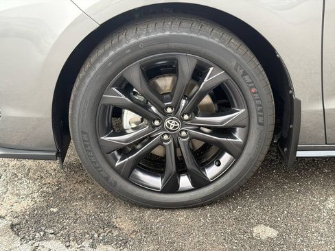 New 2026 Toyota Sienna XSE FWD image 14