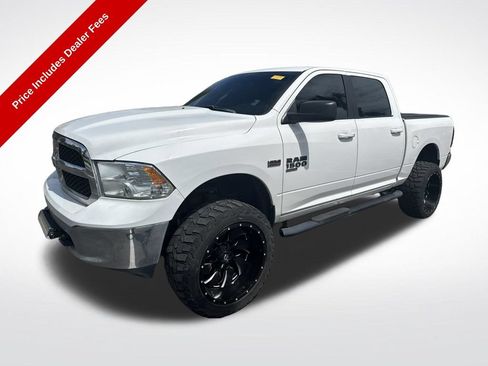 Used 2019 RAM 1500 Classic SLT AWD/4WD image 1