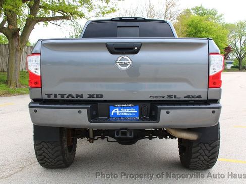Used 2018 Nissan Titan SL w/ Midnight Edition AWD/4WD image 60