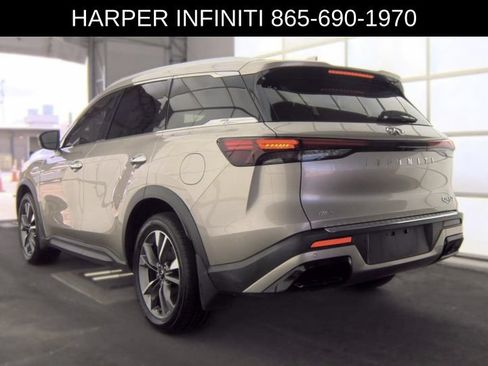 Used 2023 INFINITI QX60 Luxe w/ Performance Audio Package AWD/4WD image 2