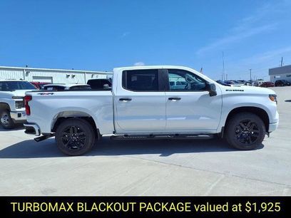 New 2026 Chevrolet Silverado 1500 Custom w/ Turbomax Blackout Package