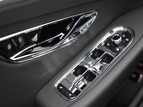 New 2025 Bentley Continental GTC image 39