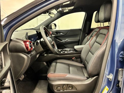 Used 2026 Chevrolet Equinox RS FWD image 17