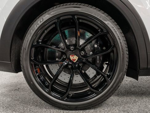 Used 2023 Porsche Cayenne Turbo GT image 41