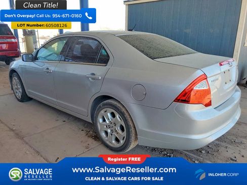 Used 2010 Ford Fusion SE FWD image 3