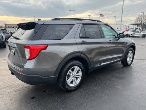 Used 2021 Ford Explorer XLT w/ Class III Trailer Tow Package image 7